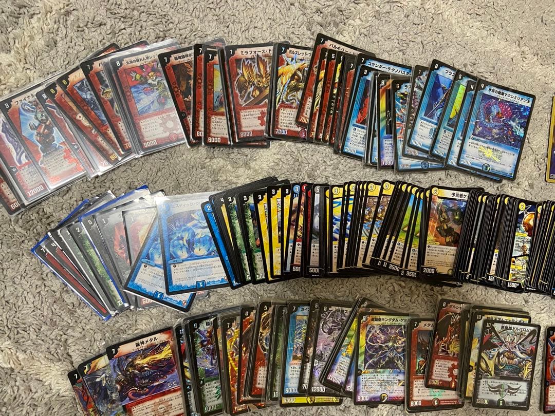 デュエルマスターズ トレーディングカード まとめ売り 大量 + スリーブ おまけ