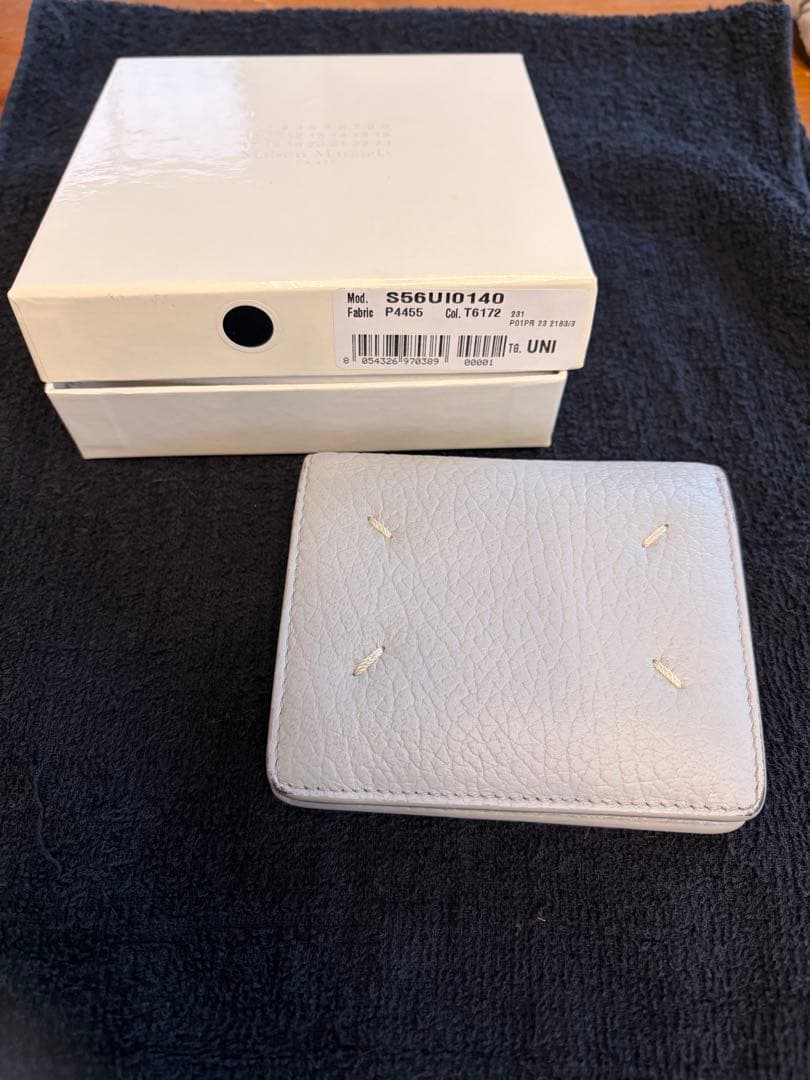 Maison Margiela レザー 二つ折り財布 ライトグレー 箱付き