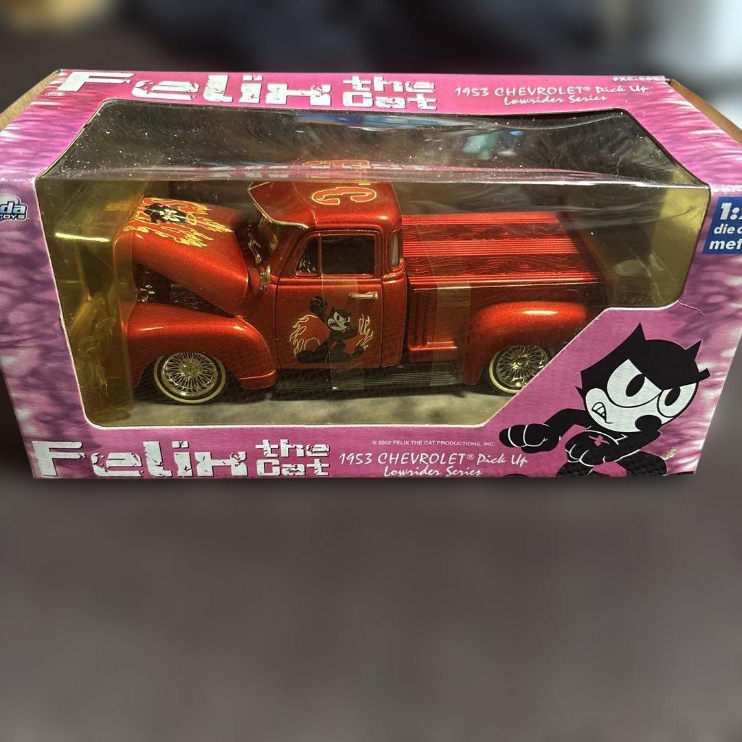 Jadatoys CHEVROLET Pick Up ローライダー