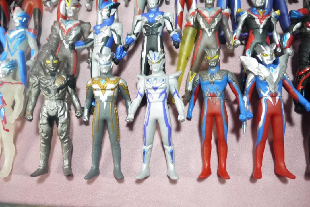 ウルトラヒーローシリーズ500　ウルトラ怪獣シリーズ500　ソフビ　101体