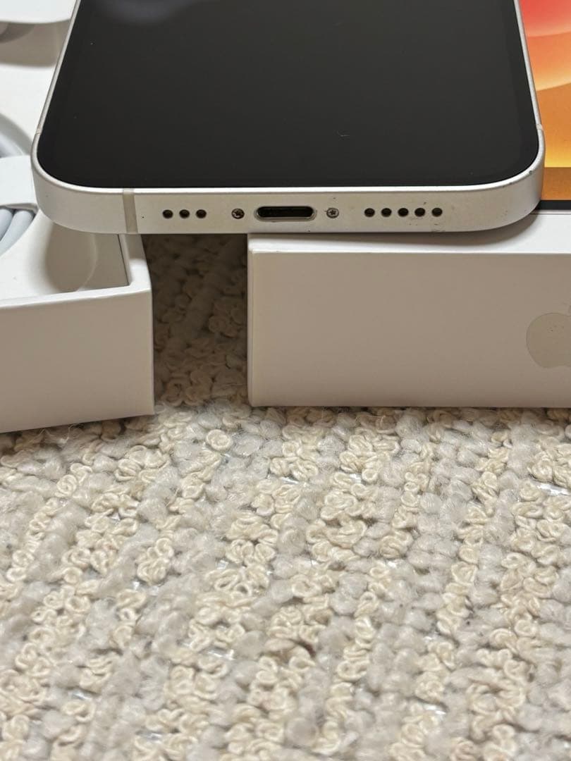 iPhone12 128GB 本体 ホワイト