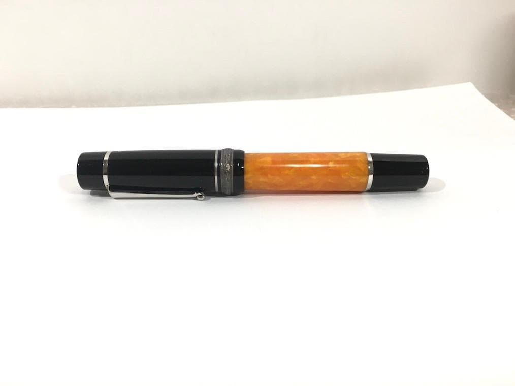 ○未使用品！ デルタ ドルチェビータ ミレニアム ミディアム M 万年筆 18金