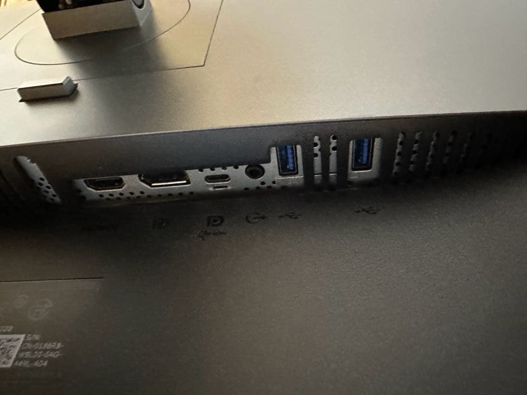 【美品】DELL　４Kモニター　U2720QM　本体　付属品