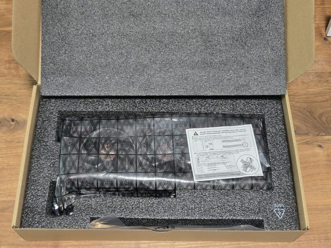 グラフィックボード・グラボ・ビデオカード SAPPHIRE PULSE Radeon RX7900XTX 24GB