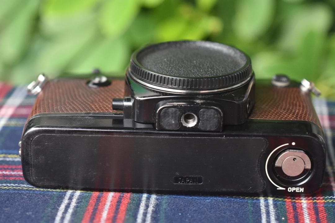 CONTAX 137MD QUARTZ 革張り