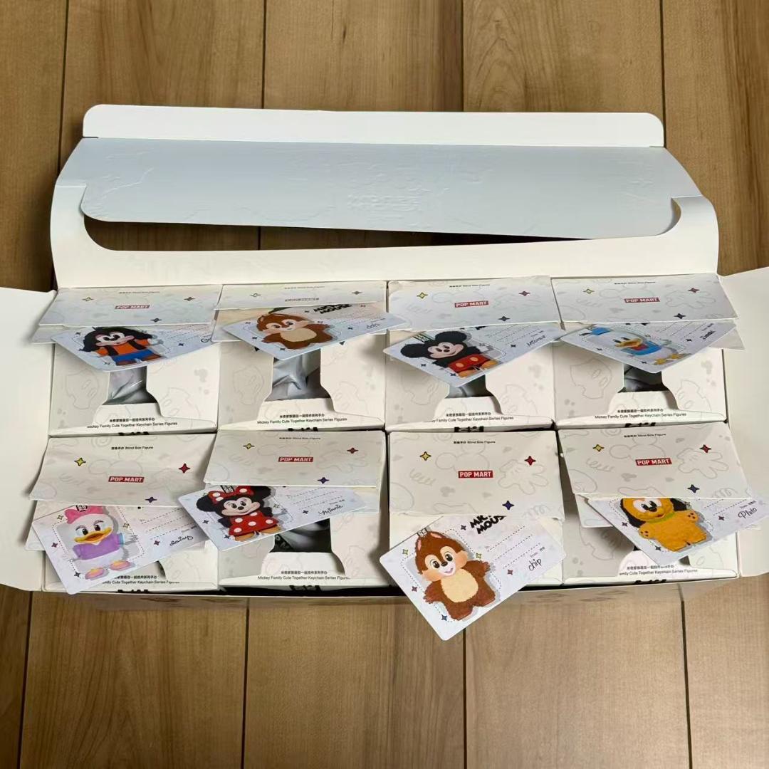 DISNEY 新品 ミッキーファミリー ぬいぐるみ コンプリート 8点セット