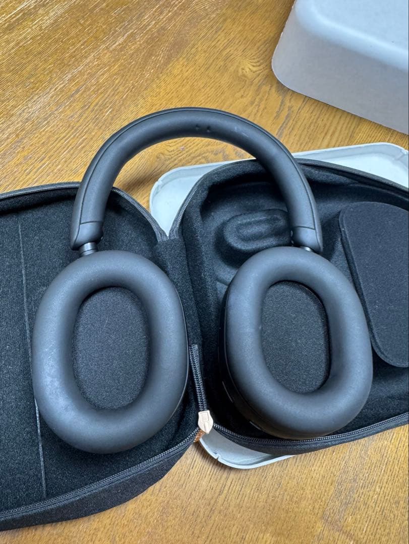 SONY1000Xシリーズ ワイヤレスヘッドホン