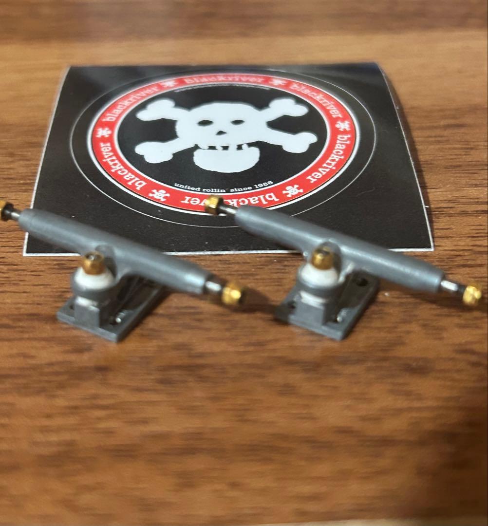 BLACK 3.0 TRUCKS X-WIDE（34MM）RAWmon