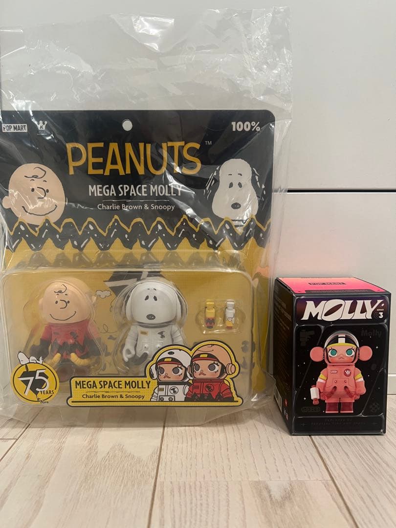 その他 MEGA SPACE MOLLY100% CharlieBrown&Snoopy