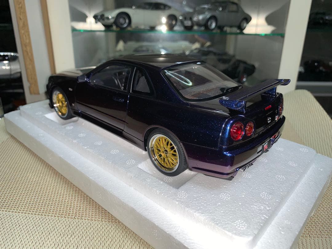 オートアート 1/18 スカイラインGT-R VスペックII