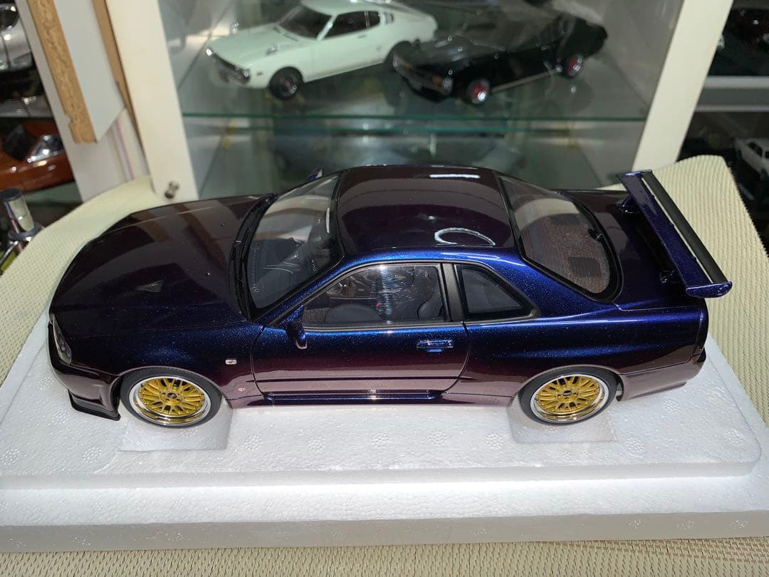 オートアート 1/18 スカイラインGT-R VスペックII