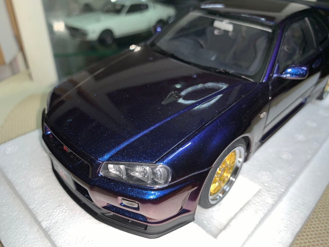 オートアート 1/18 スカイラインGT-R VスペックII