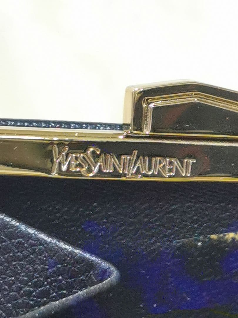 未使用　イブサンローラン ガマ口 二つ折り財布