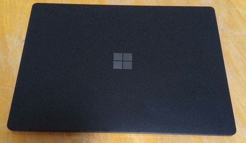 Microsoft Surface Laptop2 ブラック