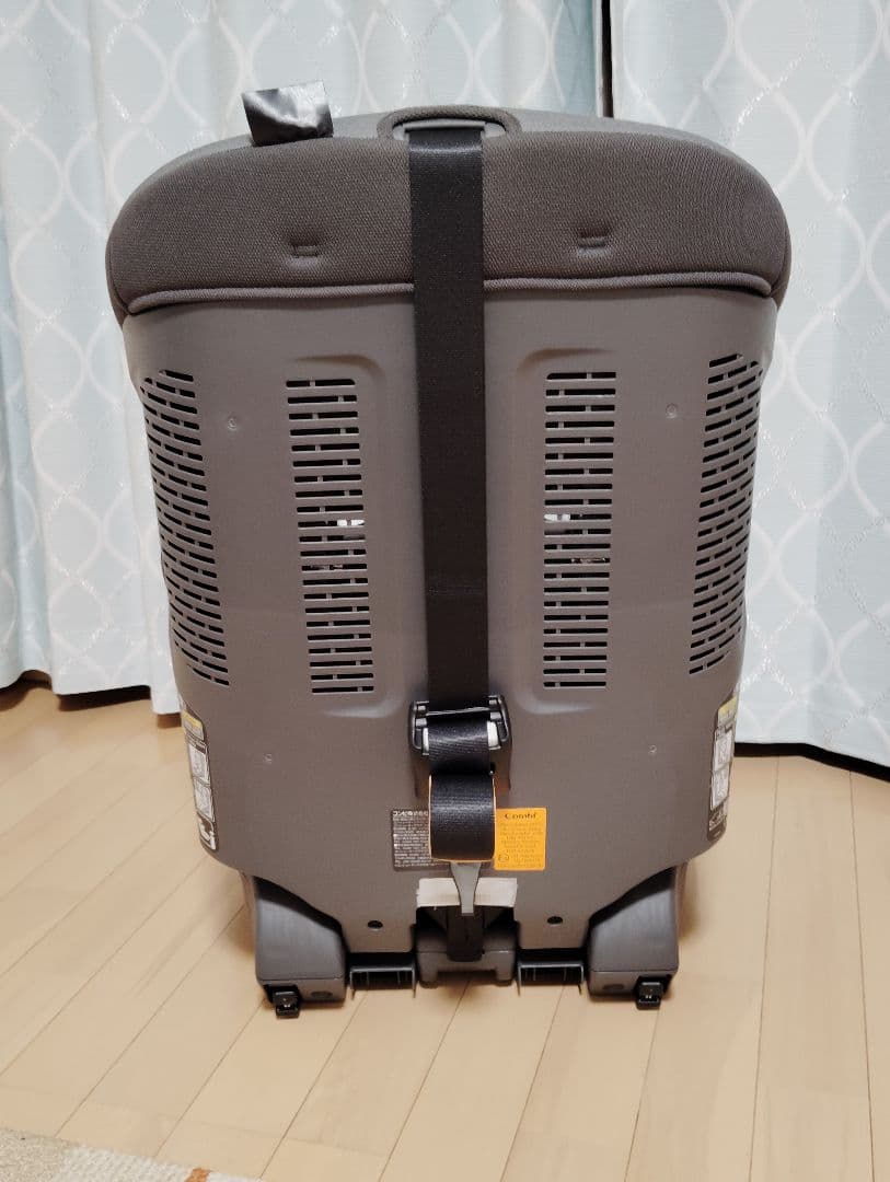 コンビ　チャイルドシート　ジョイトリップアドバンス　ISOFIX
