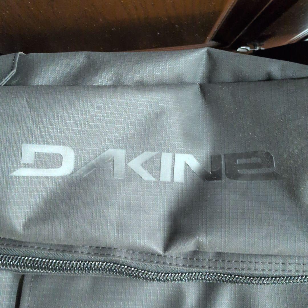 DAKINE ブラック キャリーカート 大容量