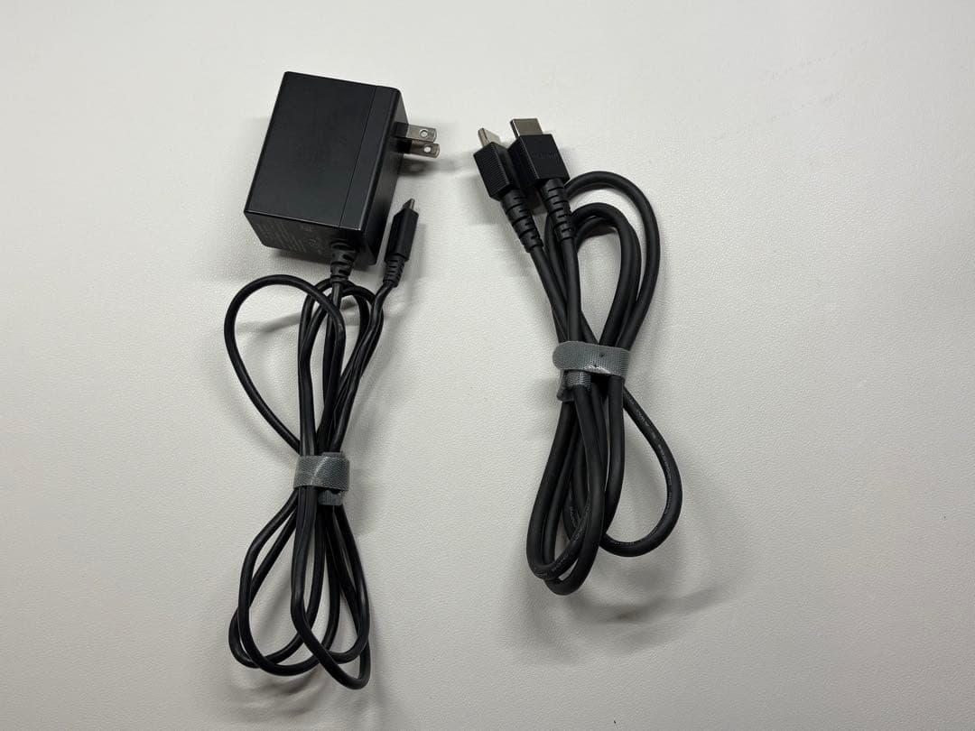 【ジョイコン無し】Nintendo Switch +グリップコントローラーfit