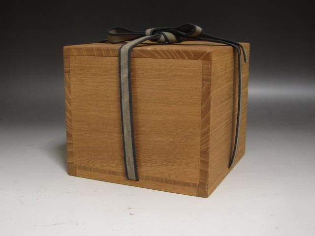 ★　井上萬二　白磁香炉　雰囲気ある一品★x382