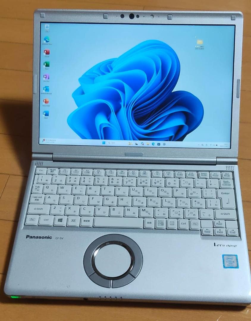 レッツノートSV7　◆SSD◆最新25H2◆最新Office2024認証済み