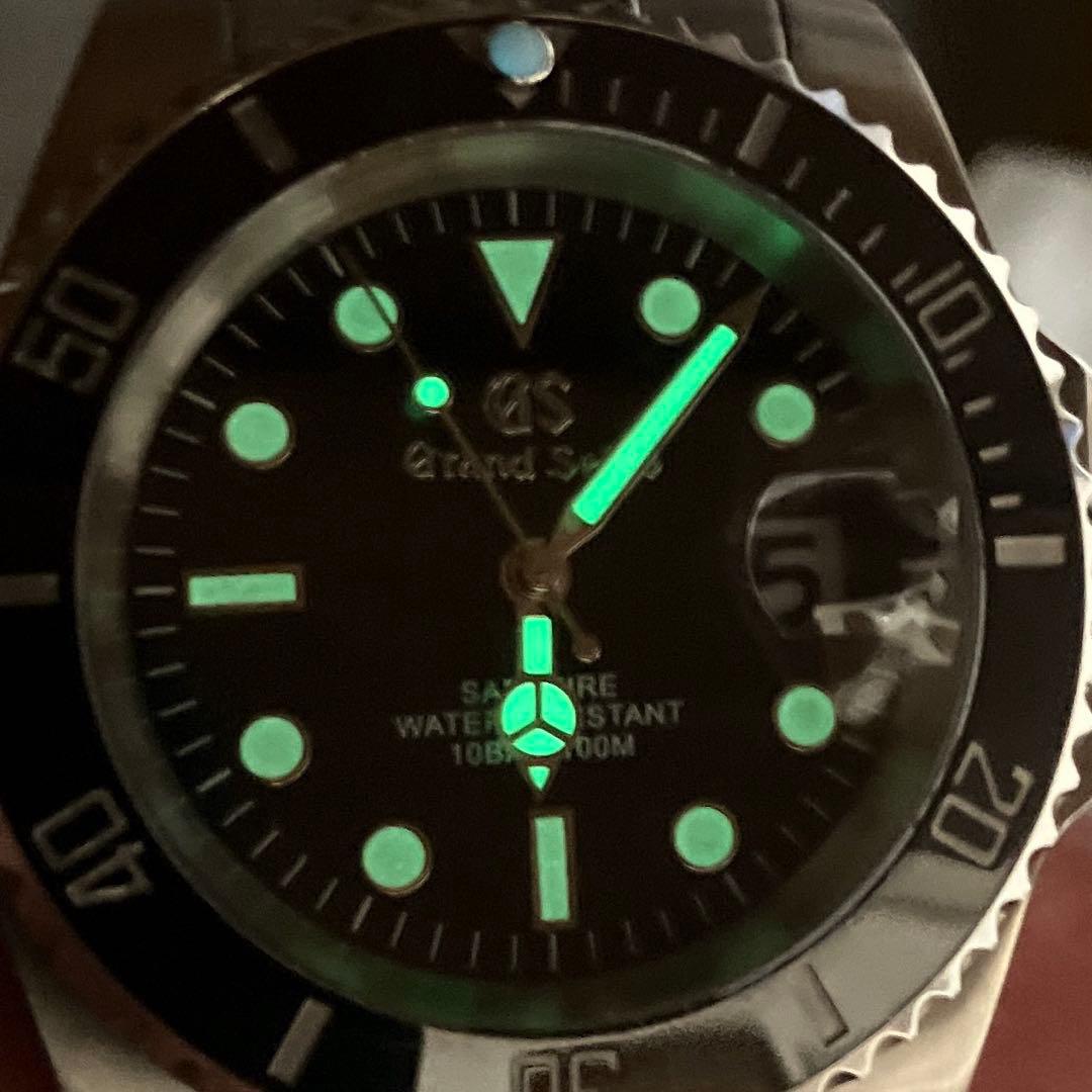 MOD 316L ケース サファイアガラス 50 メートル防水 クォーツ時計