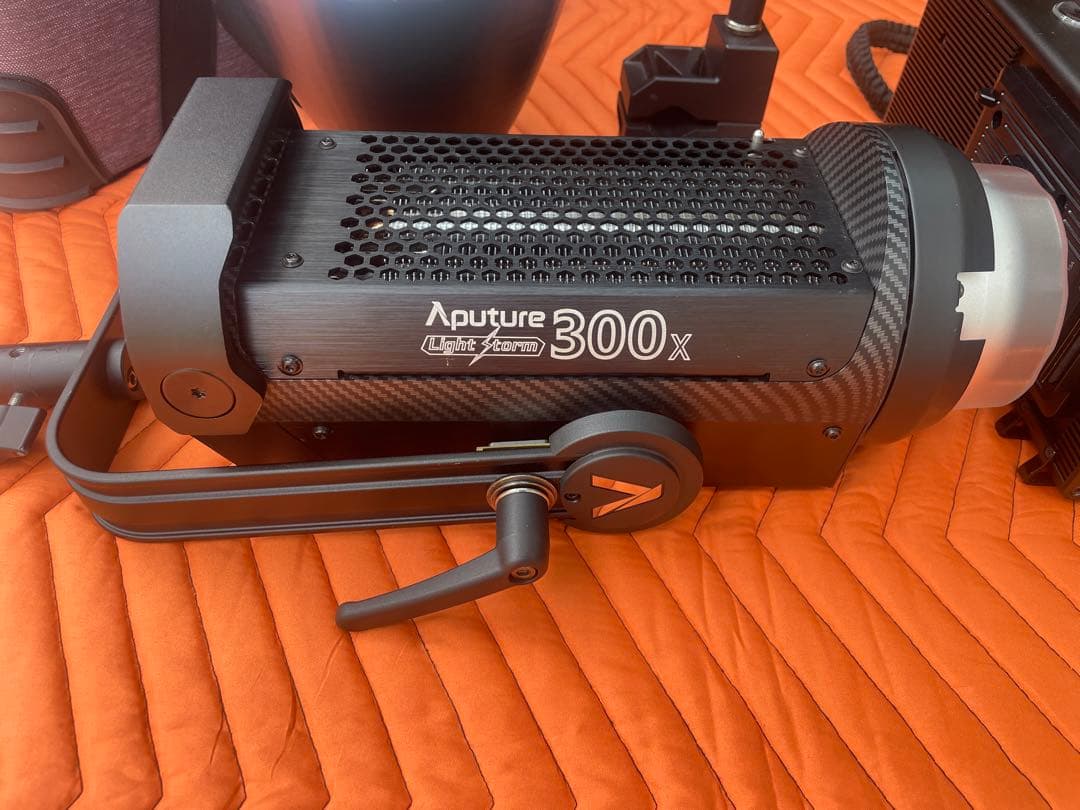 その他 Aputure LS 300X (V-mount)