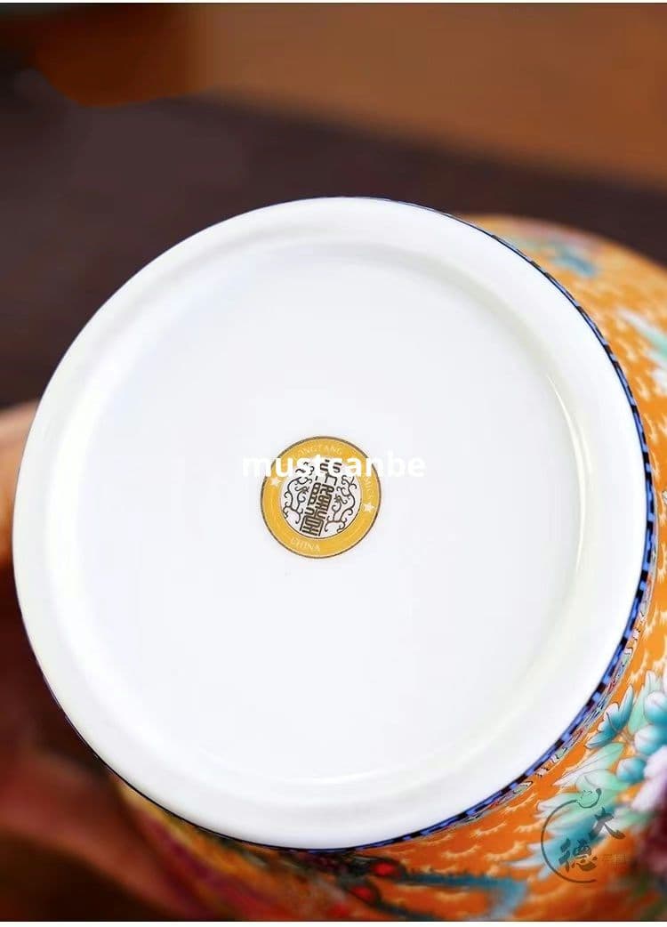 琺瑯彩富貴花鳥将軍壺 茶壺 防潮物壺景徳鎮 陶磁器 装飾品 工芸品 置物