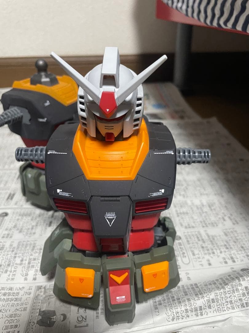 メガサイズガンダムとザクセット