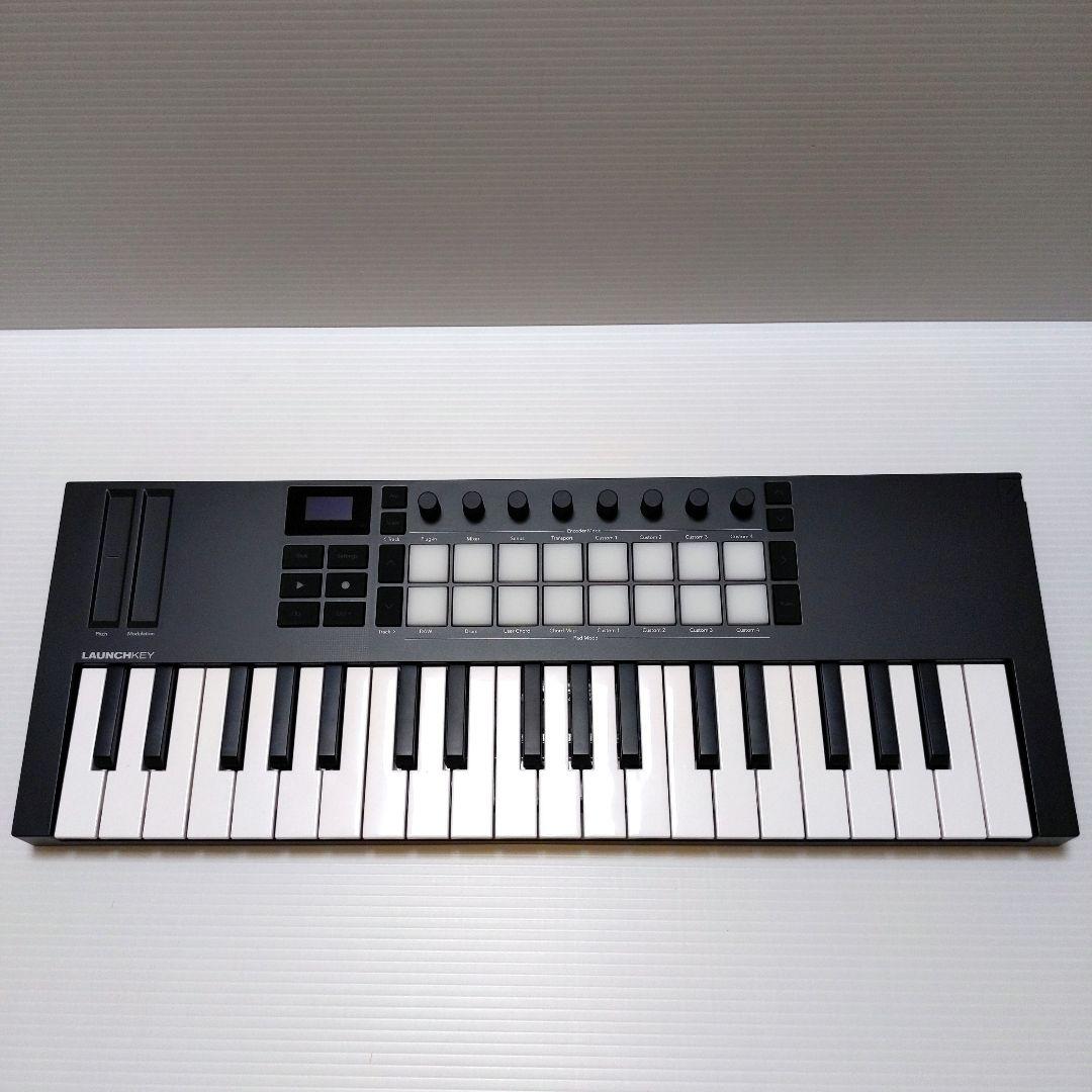 novation Launchkey Mini 37 MK4 MIDIキーボード
