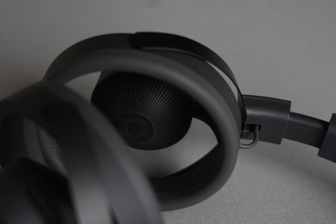 nwm ONE ワイヤレスヘッドホン ダークグレイ MBH001