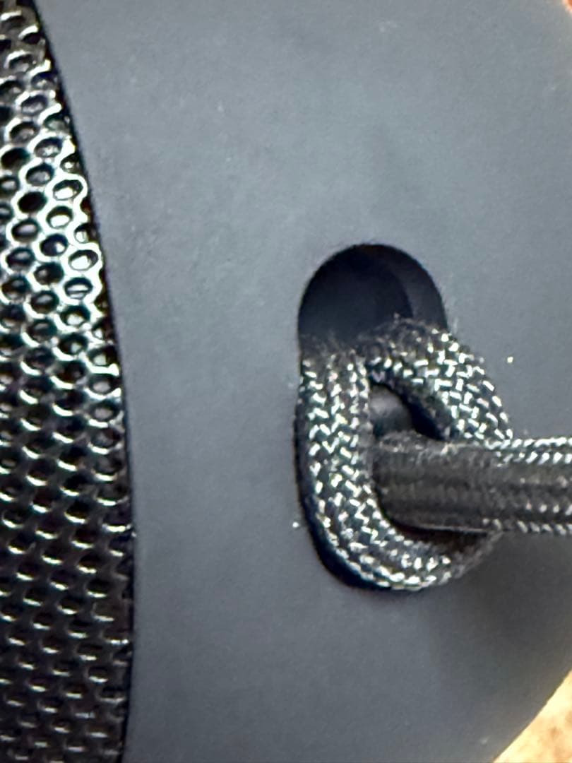 約8年ぶりの最新モデル　Beats Pill (2024) ブラック