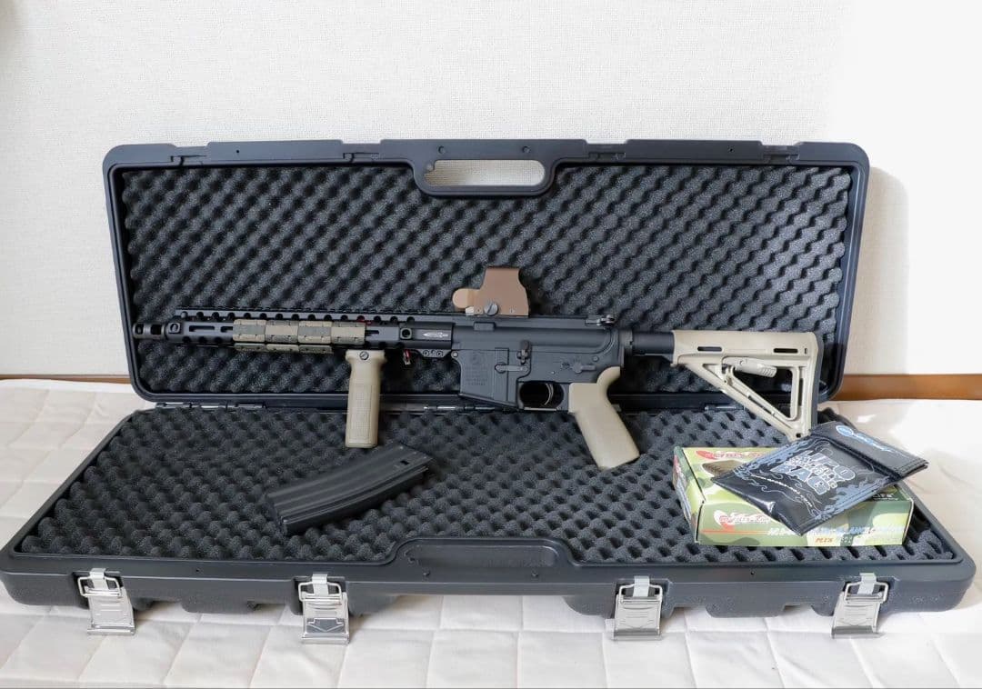 ◆GW限定値下げ◆未使用美品◆東京マルイ次世代電動ガンM4A1　外装カスタム