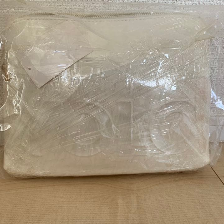 與真司郎 YOLO 直筆サイン入り クラッチバッグ