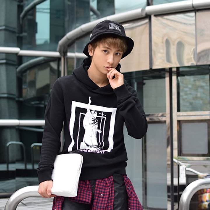 與真司郎 YOLO 直筆サイン入り クラッチバッグ