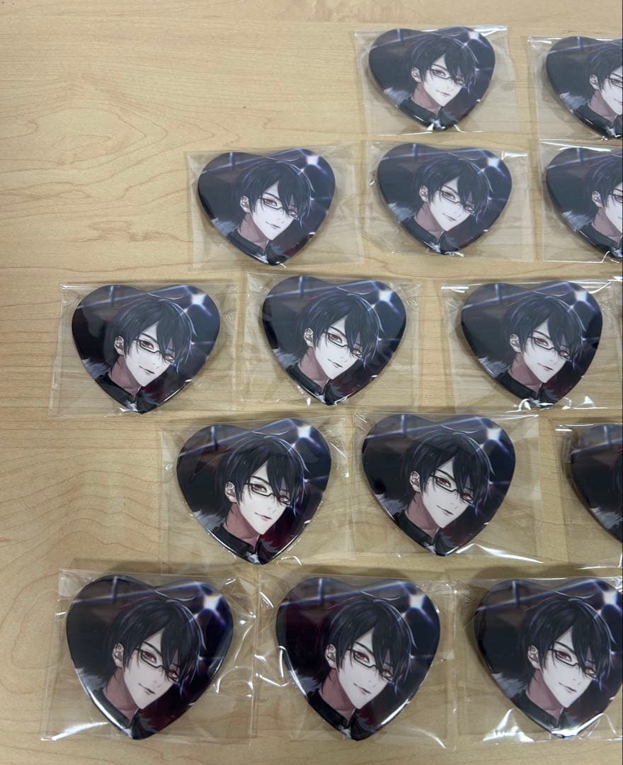 にじさんじ ハート型缶バッジ セット。