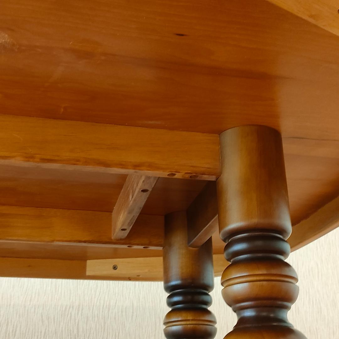 カリモク　コロニアル　ダイニングテーブル　アメリカンカントリー