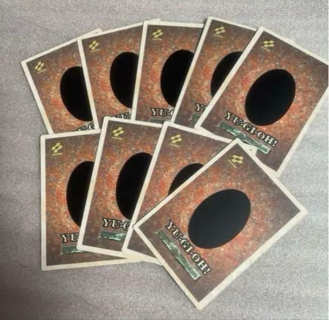 非売品　遊戯王 モンスターカプセル ブリード&バトル 特典カード　ブルーアイズ