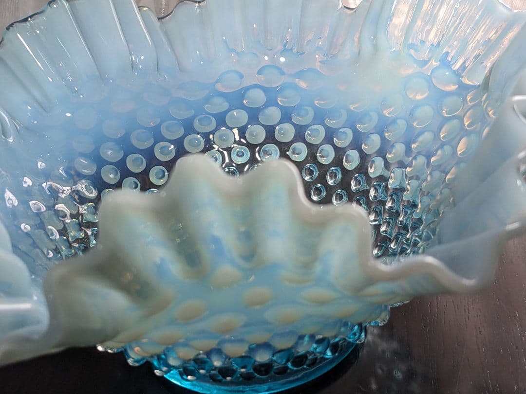 フェントン　ブルーオパルセント　ホブネイル　ラージフリルボウル お値下げ中