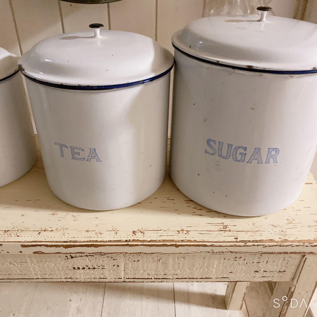 フランス　アンティーク　ホーローキャニスター6個セット ホワイト