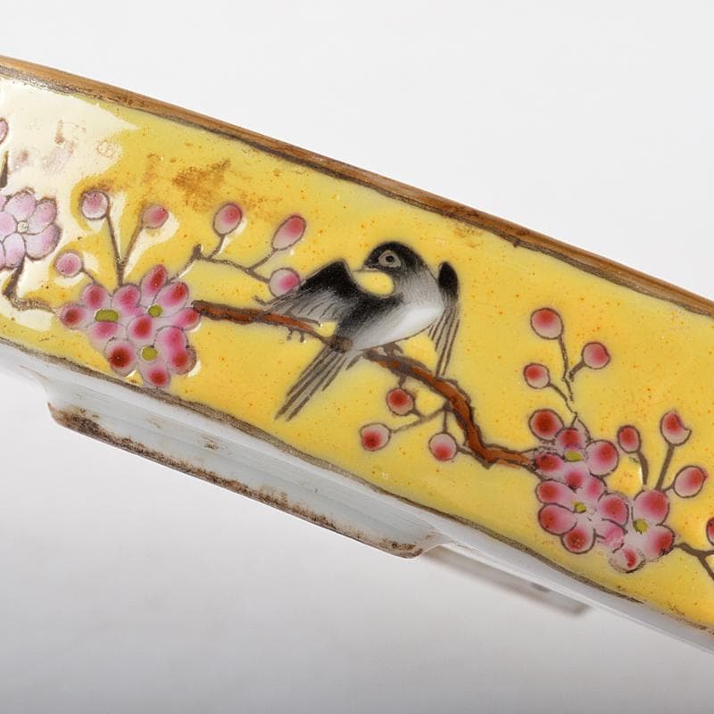 中国　乾隆年製款　粉彩　山水人物鶏文　木瓜形皿　M　R5163E