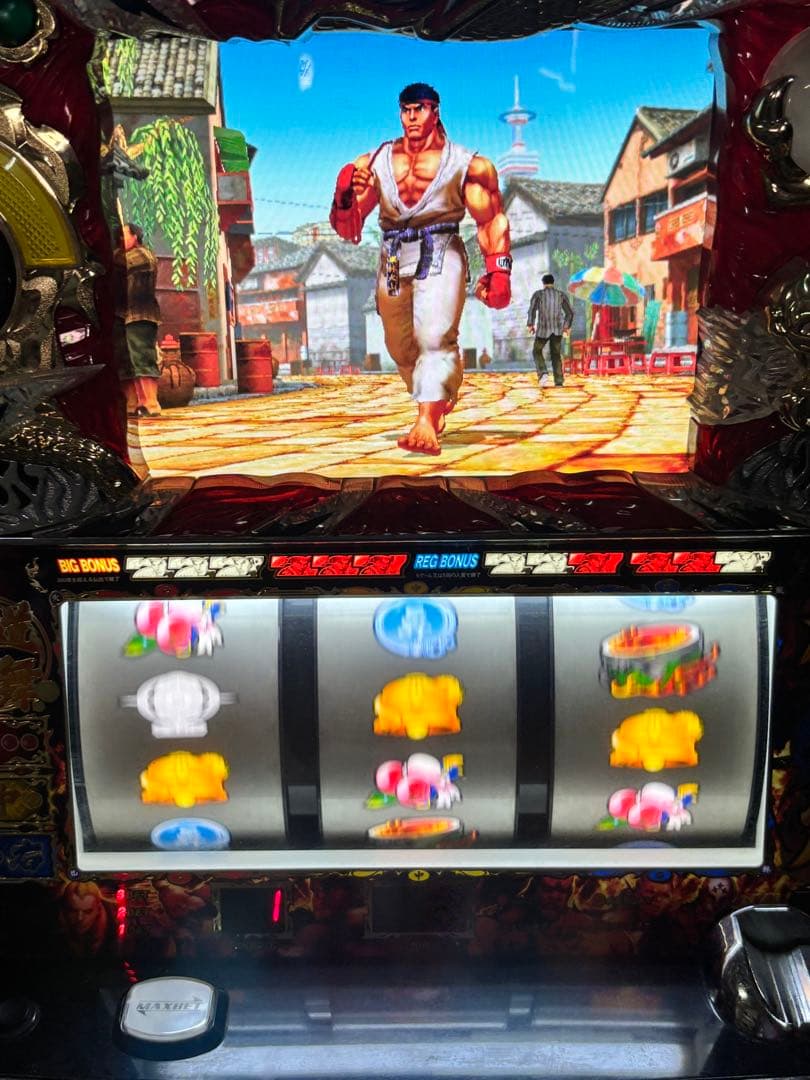 N3300 ストリートファイターV スロットマシン