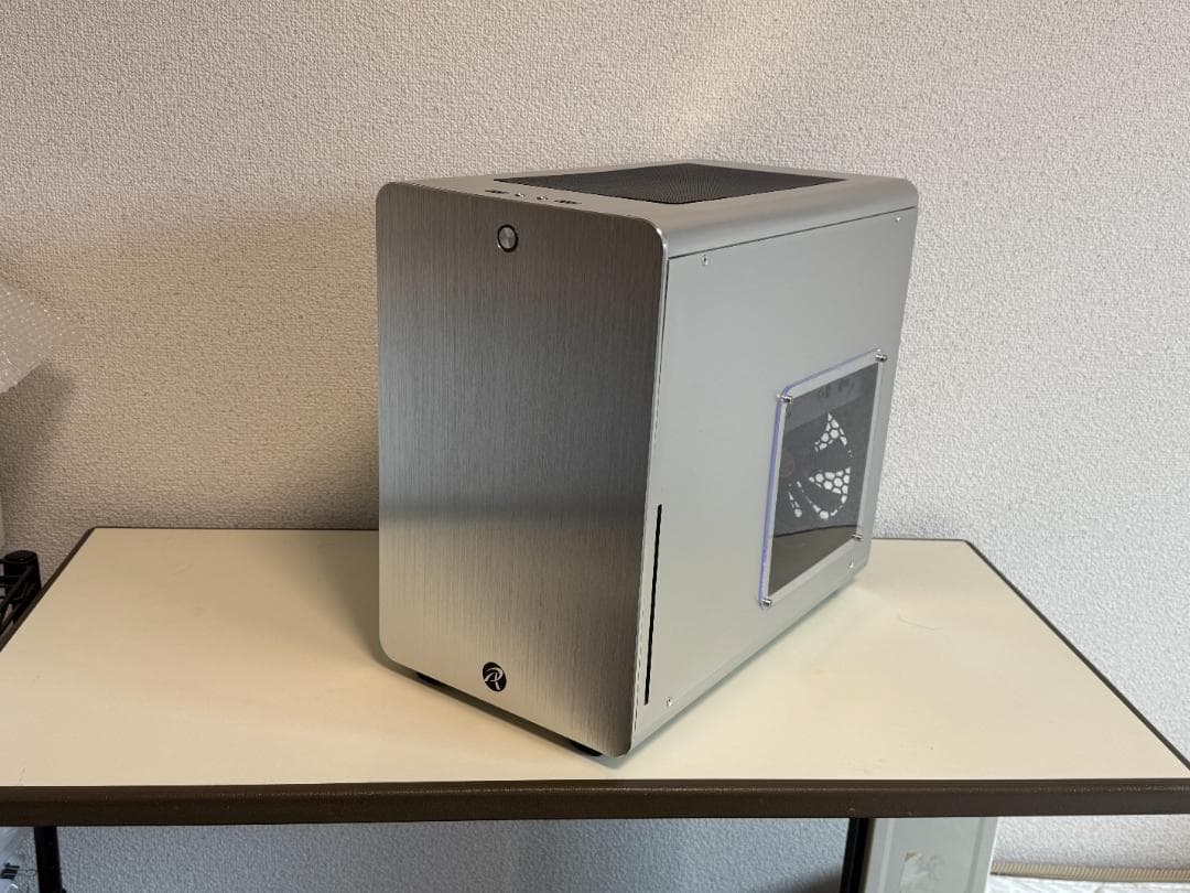 RAIJINTEK アルミニウム製MicroATXケース \