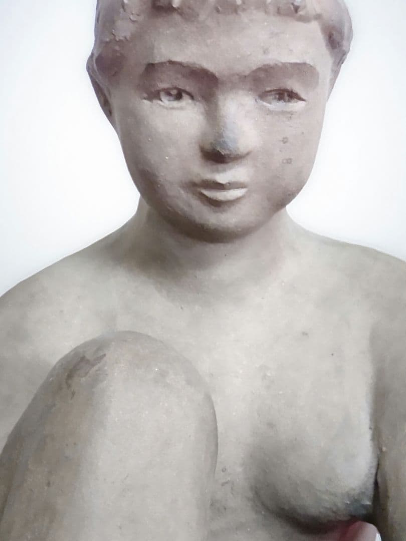 少女像置物/陶器