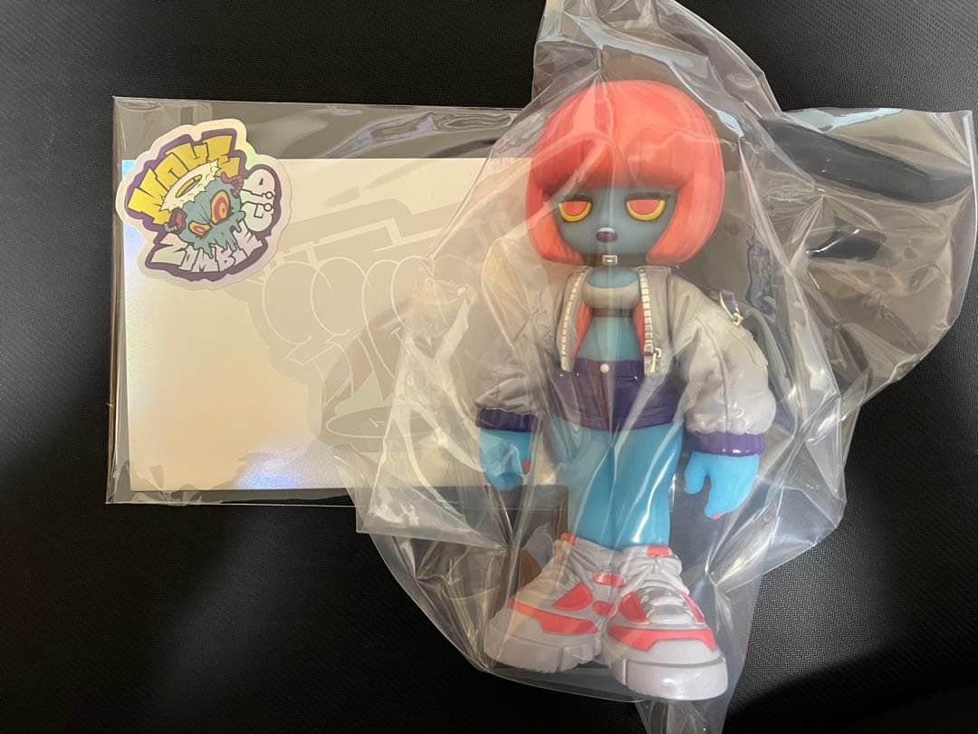 emDASH move zombie G.I.D ソフビ