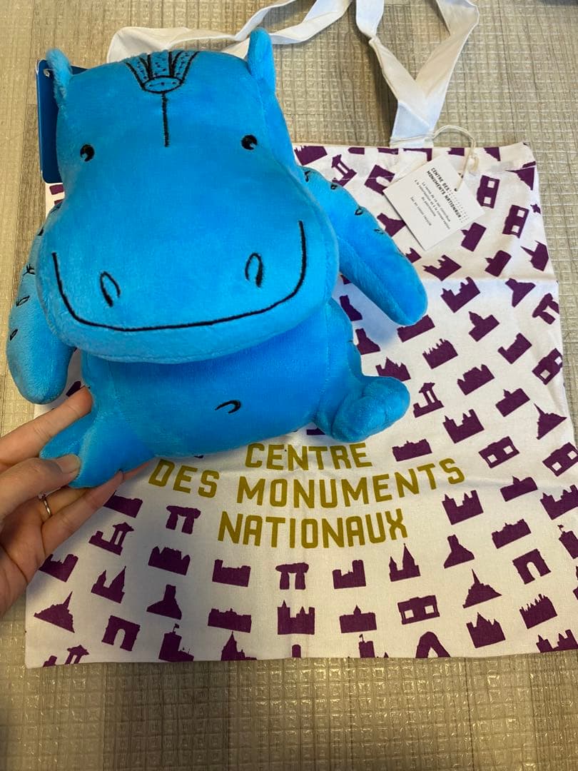 ルーブル美術館　青いカバ　ぬいぐるみ(大サイズ)