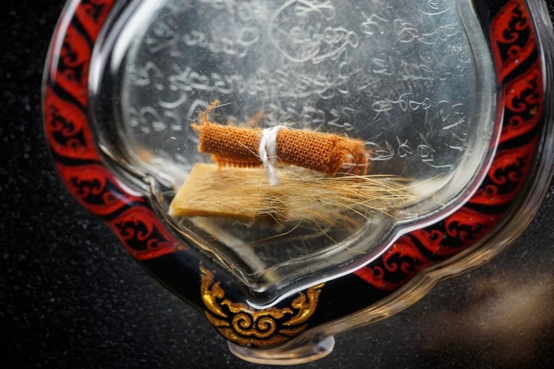 袈裟入り　チャナイ師の伝説の虎王と秘術　プージャオサミンプラ　プラクルアン　D