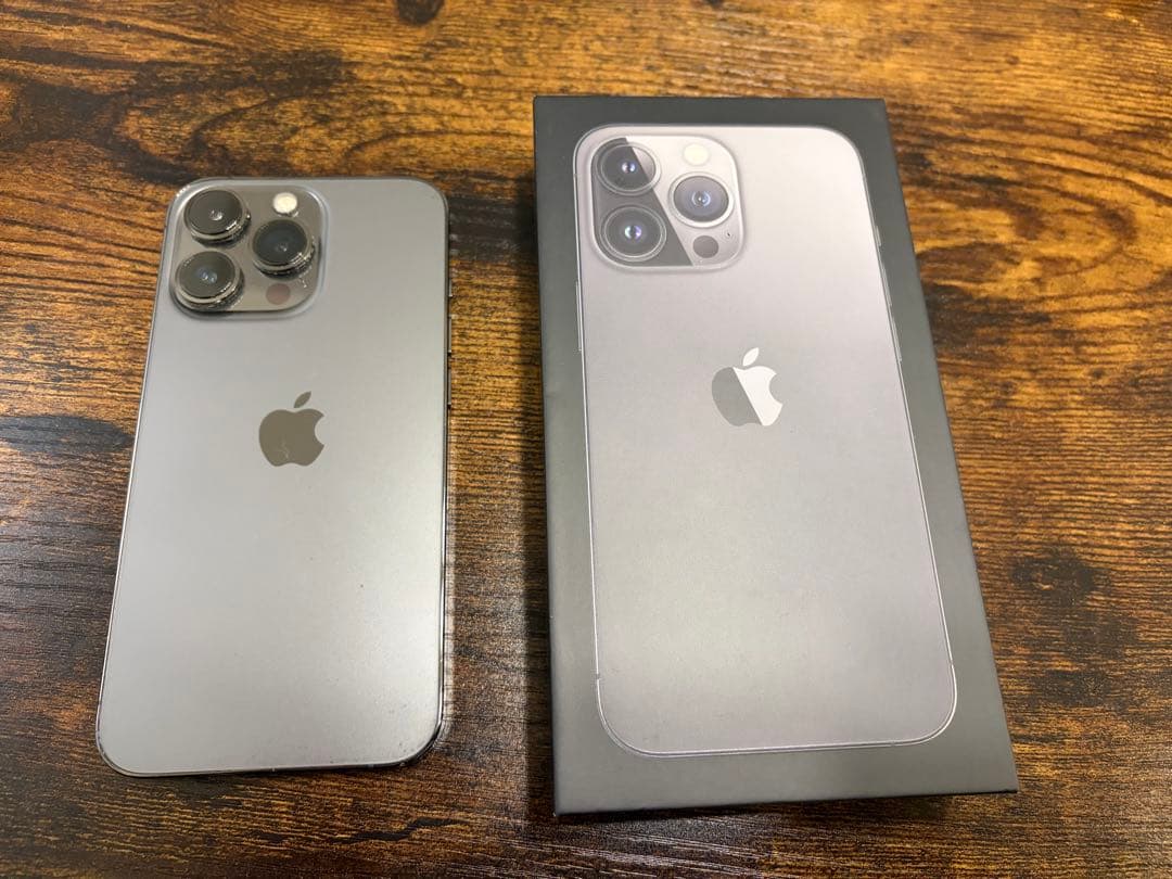 Apple iPhone 13 Pro グラファイト　256GB