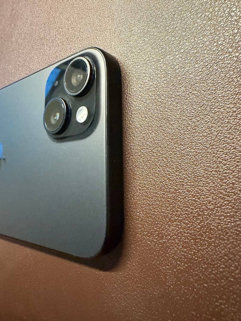 iPhone 15 Plus 256GB ブラック 美品