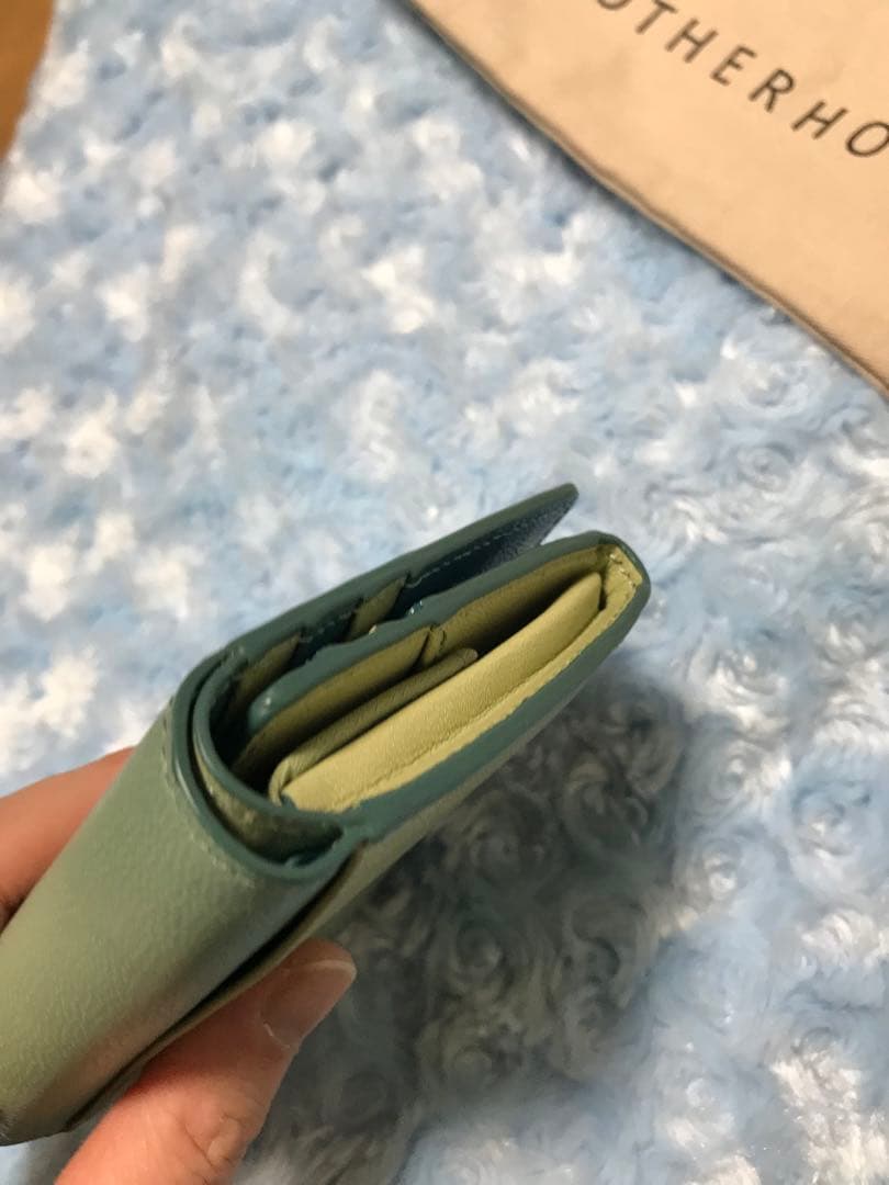 ムーミン　マザーハウス　コラボ　財布　二つ折り　美品