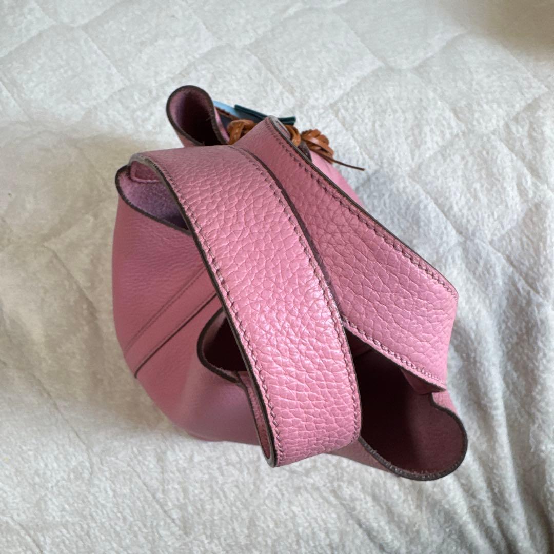 ピコタンロック風本革キューブバッグ　ピンク　レザーハンドバッグ