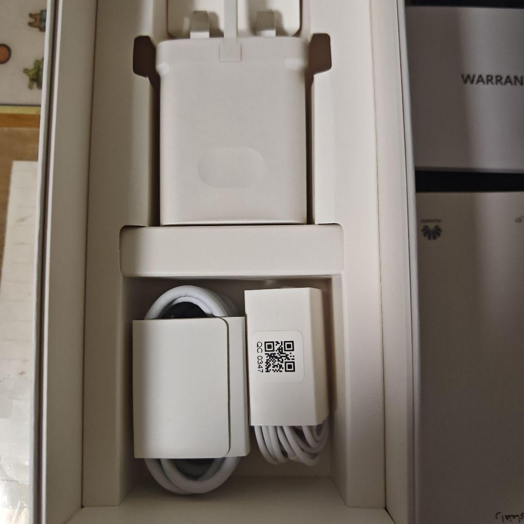 Huawei p40 pro plus ELS-N39 ホワイト 100倍ズーム